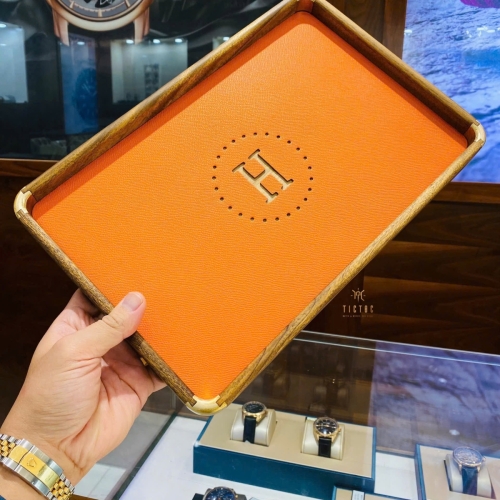 Khay gỗ Hermes 