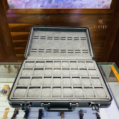 Vali hợp kim nhôm chứa 32 đồng hồ
